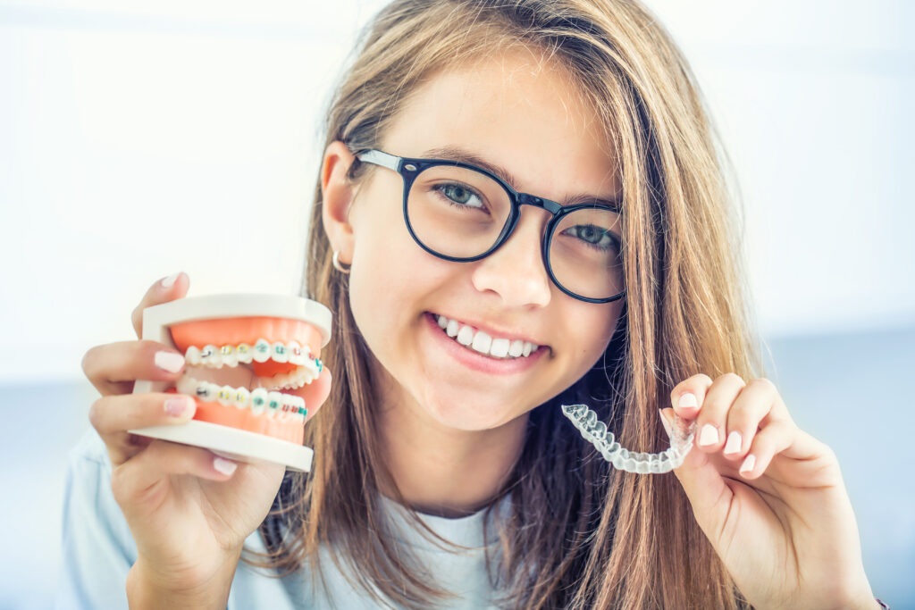 Clear Aligners vs traditional braces